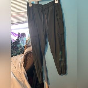 Eddie Bauer women’s  Dark Green Cargo Pants